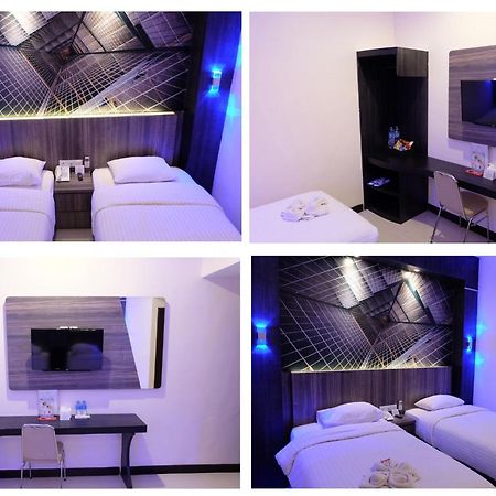 Hotel My Home Sintang エクステリア 写真
